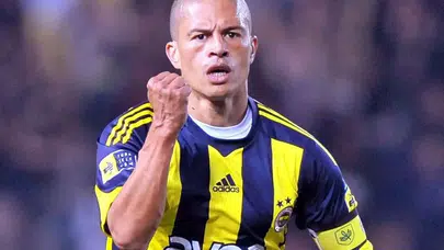 Alex’in Tek Yorumu Fenerbahçe’yi Karıştırdı