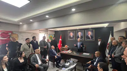MHP Gaziantep’te yeni il başkanına ziyaret trafiği