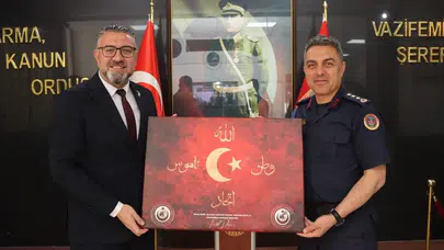 Şehit Aileleri ve Gazilerden Jandarma Komutanı'na Dikkat Çeken Ziyaret