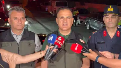 Muğla'daki orman yangınında 1.120 kişi tahliye edildi: Vali Akbıyık'tan son durum açıklaması