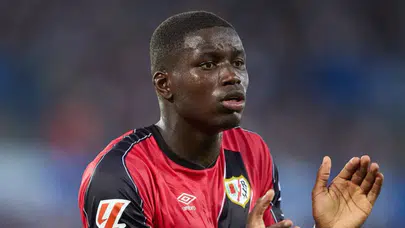 Hull City Nobel Mendy'i Transfer Etti Mi? Bonservis Bedeli Ne Kadar?