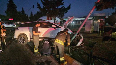 Çerkezköy’de iki otomobil kafa kafaya çarpıştı 3’ü çocuk 6 yaralı