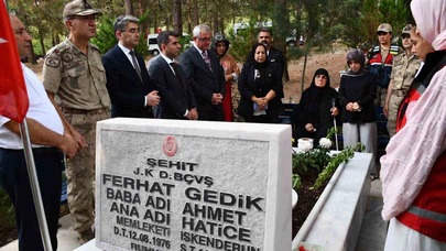 Şehit Ferhat Gedik, şehadet yıl dönümünde kabri başında anıldı