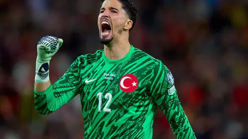 Beşiktaş Altay Bayındır’ı transfer edecek mi? Kaleci krizi çözülüyor mu?