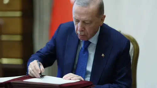 Ankara ve Ağrı’da koltuklar boşaldı! Yerine kimler geldi? Resmi Gazete’de flaş karar