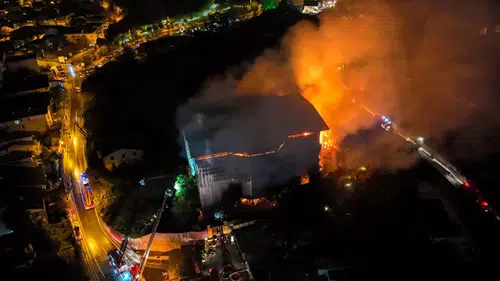 Üsküdar’daki köşk yangını neden çıktı? Tarihi yapıda ne kadar zarar oluştu?
