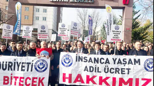 Kariyer Büro Sendikası: Hakkaniyetli adil bir düzenleme olmalı