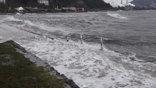 Batı Karadeniz İçin Fırtına Alarmı: Rüzgar 75 Kilometreye Ulaşacak