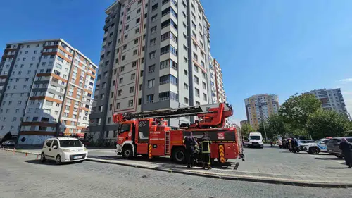 Kayseri’de Apartmanda Yangın Paniği! Bir Kişi Hastaneye Kaldırıldı
