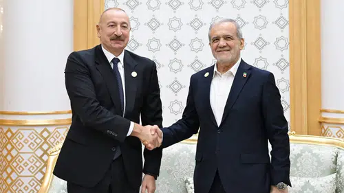 Azerbaycan ve İran Liderleri Türkmenbaşı’da Görüştü