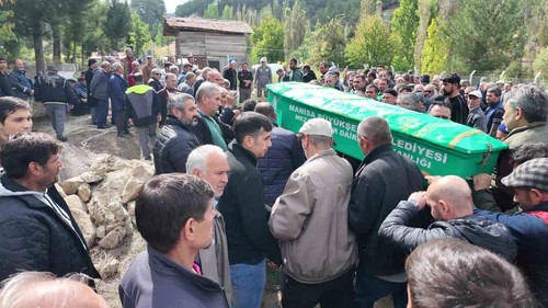 Soma’daki Maden Göçüğünde Hayatını Kaybeden Halit Ersay Toprağa Verildi