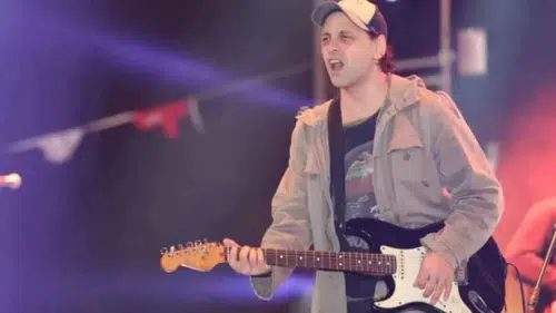 Duman Solisti Kaan Tangöze 11 Yıl Sonra Montunu Değiştirdi, Sosyal Medya Sallandı