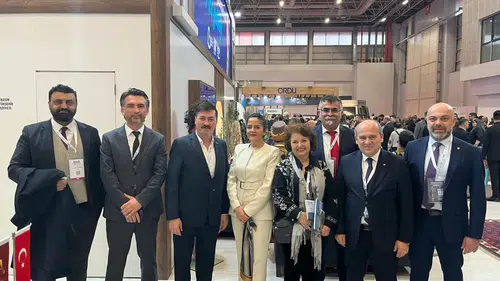 Edremit Ticaret Odası, EMITT 2026 Fuarı Açılışında Sektör Temsilcileriyle Buluştu