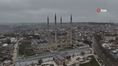 Selimiye Camii’nde Tartışma Yaratan Kubbe Yazıları Ortaya Çıktı: Uzun Süre Sonra İlk Kez Görüntülendi