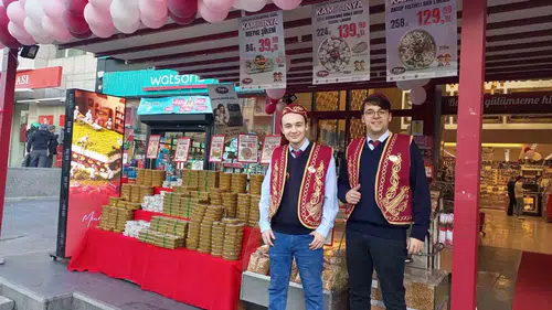 Tuğba Kuruyemiş’in Geleneksel Lokum Günleri Başladı: Türk Lokumu Sofralarla Buluşuyor