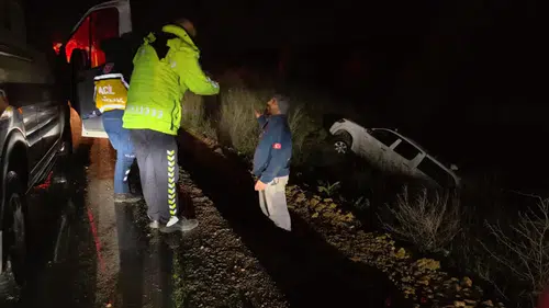 İnegöl’de Feci Kaza! Kamyonet Şarampole Devrildi, Sürücü Yaralandı