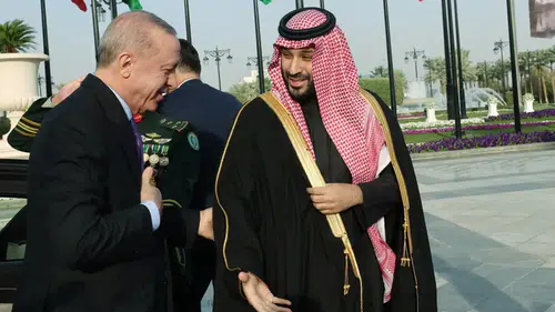 Erdoğan Müjdeyi Verdi: Sivas ve Karaman’a Güneş Enerjisi Santrali Kurulacak