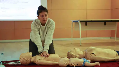 Antalya Büyükşehir Belediyesi Personeline “İlk Yardım Eğitimi” Verildi