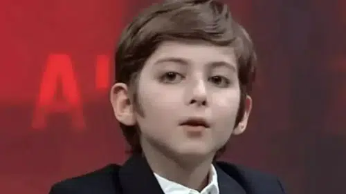 Bir Zamanların Filozof Çocuğu Büyüdü: Atakan Kayalar’ın İnanılmaz Değişimi ve Yeni Hayatı