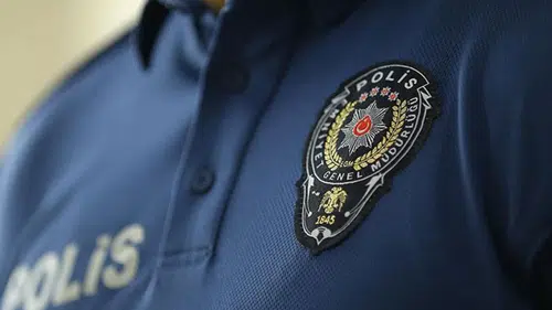 Polis intiharlarının arkasında ne var?