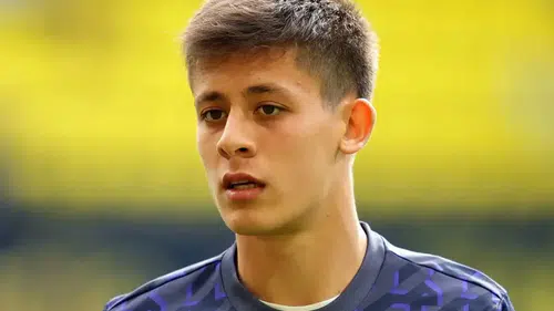 Arda Güler Real Madrid’de Kriz Yarattı: Takım Arkadaşları Genç Yıldızı Eleştiriyor