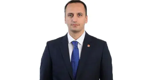 İzmir Bornova’da Şok Gelişme: CHP’li Ömer Ekşi Neden Gözaltına Alındı?