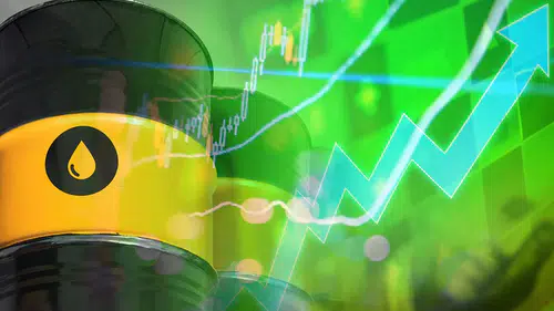 Dünya Nefesini Tuttu: Hürmüz Boğazı’nda Düşen Tanker Sayısı Petrolü Uçurdu