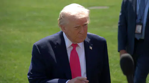 Dünya Devleri Arasında Gerilim: Vergi Krizi Kapıda