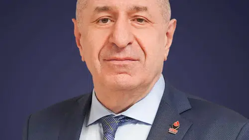 Türkiye Yeni Bir Yol Ayrımında mı? Özdağ’dan Dikkat Çeken Çağrı