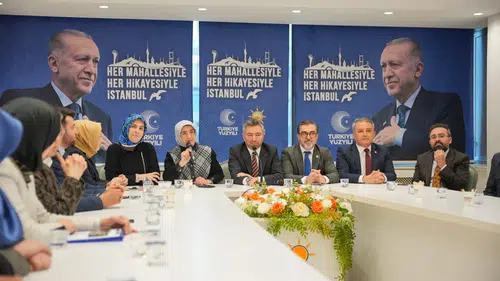 Her Mahallesiyle Her Hikayesiyle İstanbul