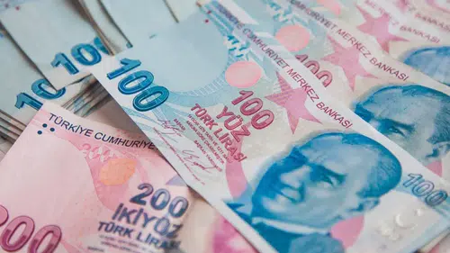 Akaryakıta Şok Zam: İndirim Bitti, Fiyatlar Yeniden Uçuyor