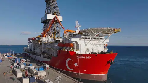 Türkiye’nin İlk Yurt Dışı Derin Deniz Sondajı Somali’de Başladı: Çağrı Bey Göreve Ulaştı