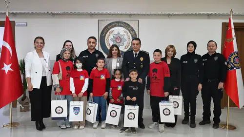 Hatay’da Duygulandıran Polis Haftası Etkinliği