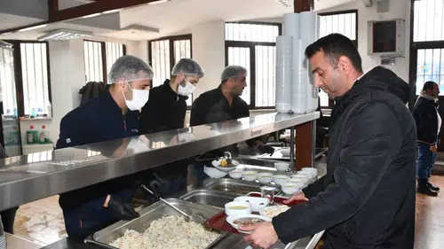 Siverek Belediyesi Millet Lokantaları takdir topluyor