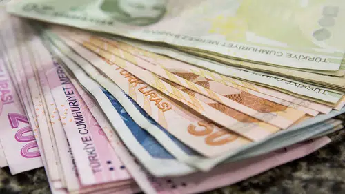 Asgari Ücret ve Emekli Maaşı Alarm Veriyor Yeni Rakamlar Açıklandı