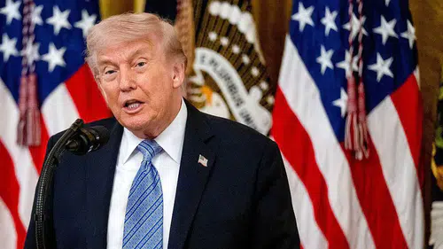 Trump’tan Hürmüz Boğazı Kararı: Operasyon Durduruldu
