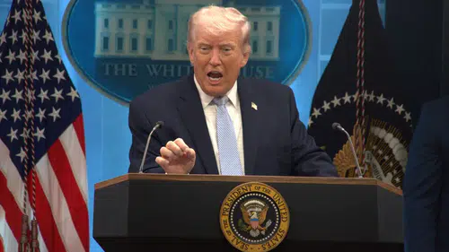Trump’tan İran’a Sert Tehdit: “Bombardıman Başlar”