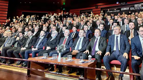 Bakan Tekin’den Gençlerle İlgili Dikkat Çeken Sözler