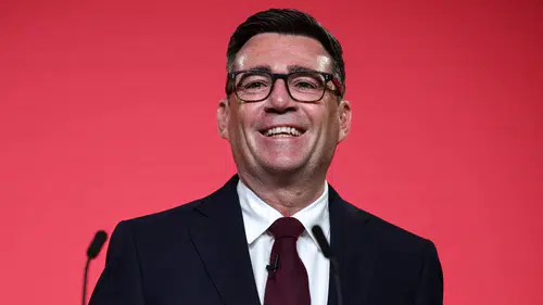 Andy Burnham, İngiltere'de İşçi Partisi'nin yeni lideri seçildi