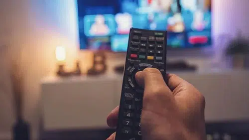 4 Ağustos TV yayın akışı: Bu akşam televizyonda hangi dizi ve filmler var?