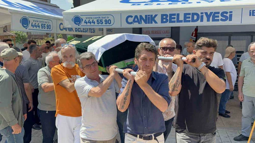 Rusya açıklarında dron saldırısında ölen Türk denizci Samsun’da toprağa verildi