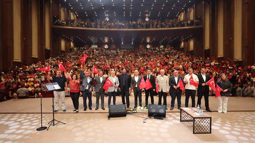 Ahmet Şafak Gazianteplilere unutulmaz bir gece yaşattı