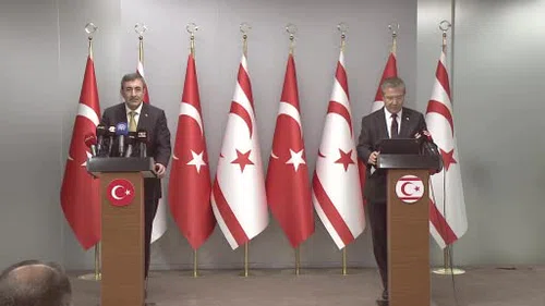 KKTC Başbakanı Ünal Üstel’den gemi faciası açıklaması 19 kişi aranıyor
