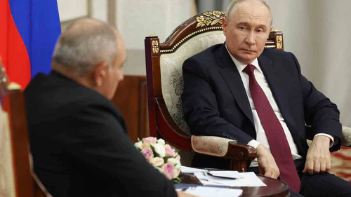 Putin’den Paşinyan’a "AB uyarısı Kararınızı en kısa sürede verin"