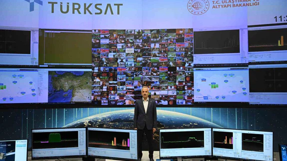 Türksat 3A’ya veda: 788 kanal yeni nesil uydulara taşındı