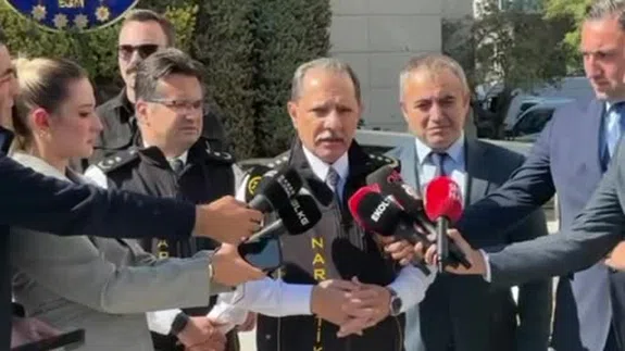 Cezayir’de 20 yıl hapis cezası bulunan firari İstanbul’da yakalandı