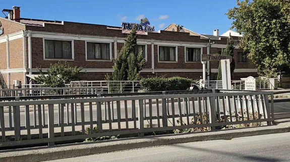 Çanakkale’de otel odasında yakalanan iş insanı tutuklandı