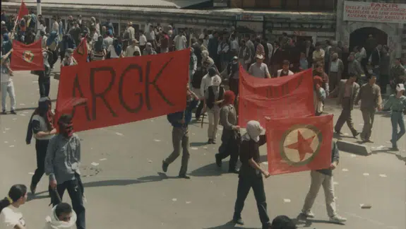 Sokak Artık Sakin