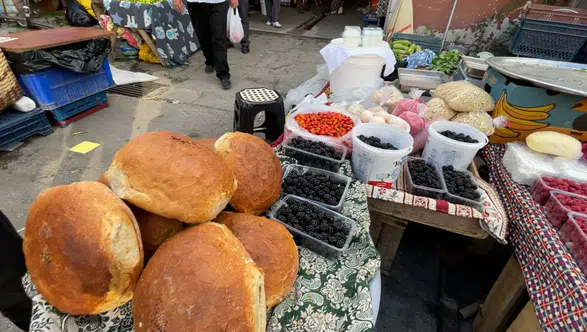 Bolu’da Köy Ürünleri Pazara İndi! Tereyağından Erişteye, Doğal Ürünlere Büyük İlgi