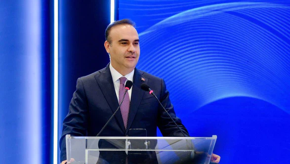 Bakan Kacır’dan OVP değerlendirmesi: Teknolojik dönüşümle büyüme potansiyeli güçlendirilecek